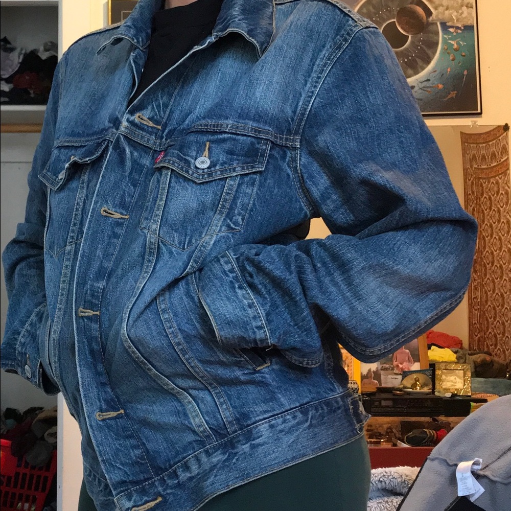 Levi’s Trucker Jacket - Picture 3 of 4